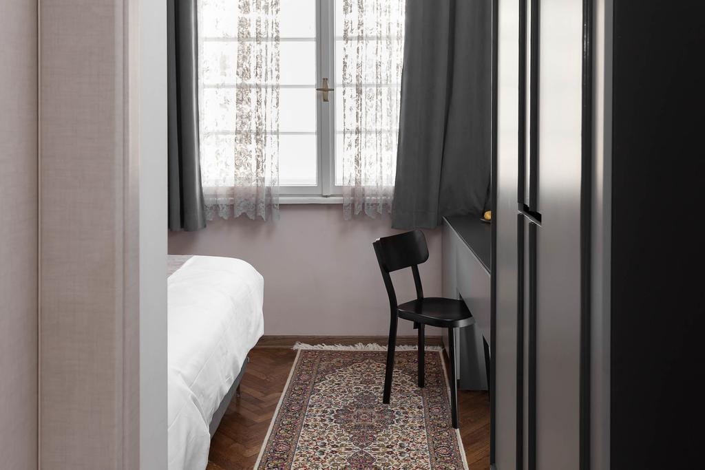 Hotel London B&B Skopje Ruang foto