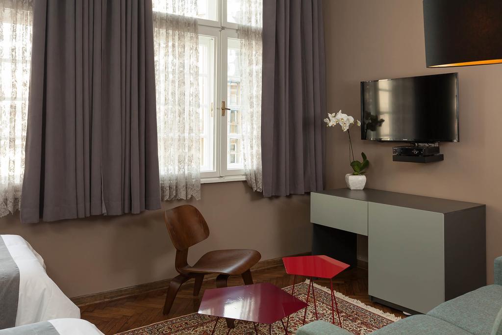 Hotel London B&B Skopje Ruang foto