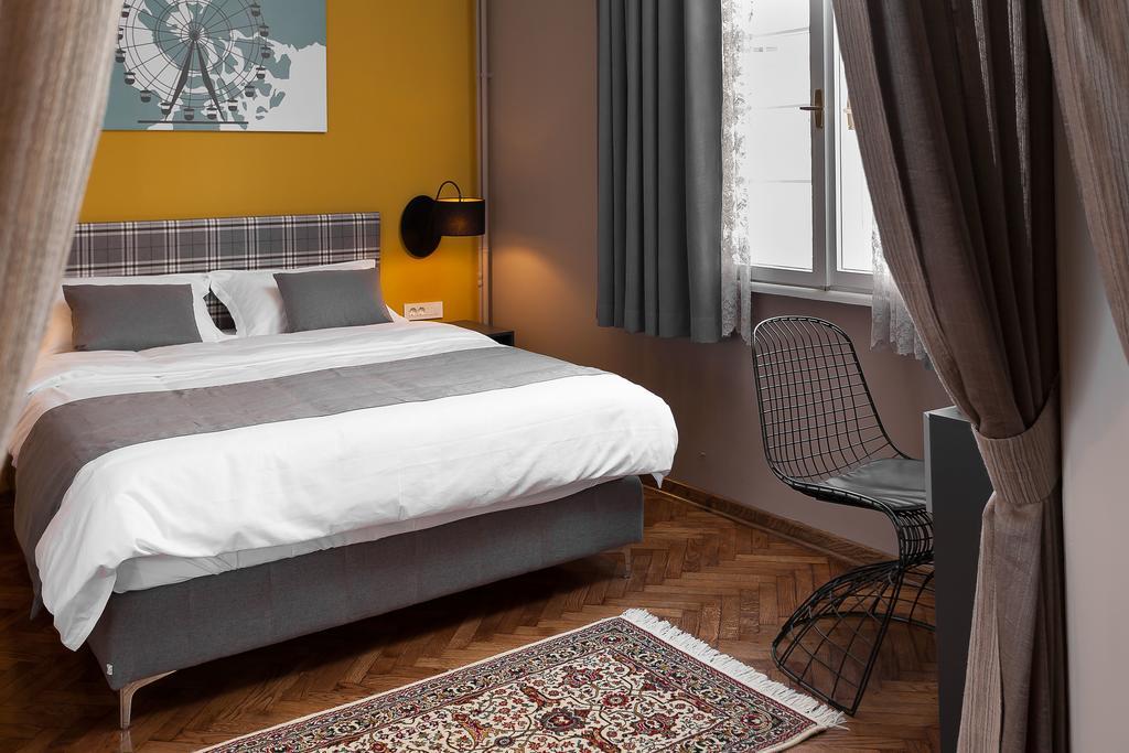 Hotel London B&B Skopje Ruang foto