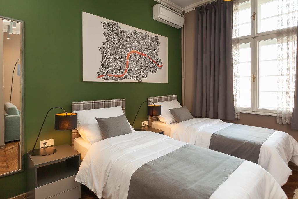 Hotel London B&B Skopje Ruang foto
