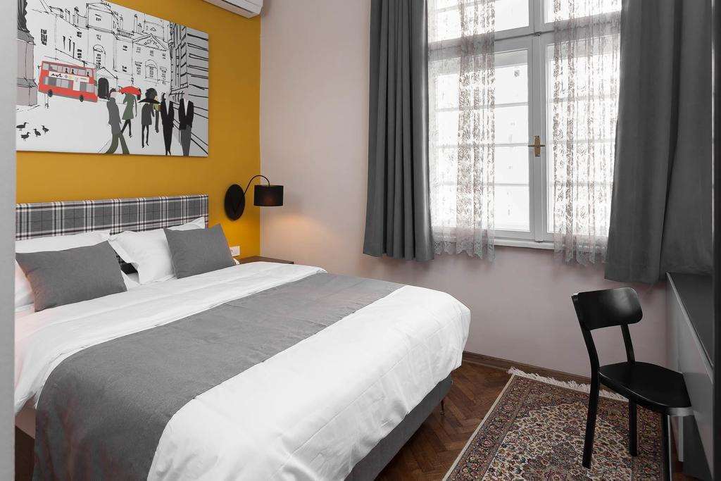 Hotel London B&B Skopje Ruang foto